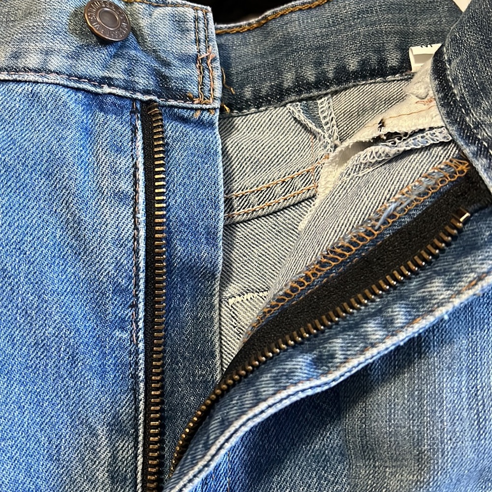 Urban Renewal Recycled Levi’s Two-Tone Patched Vintage Denim Mini Skirt - Picture 4 of 8